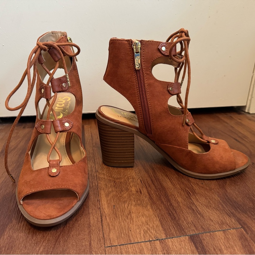 Circus by Sam Edelman Kiera Lace Up Block Heels - Size 7.5 - Cinnamon Brown